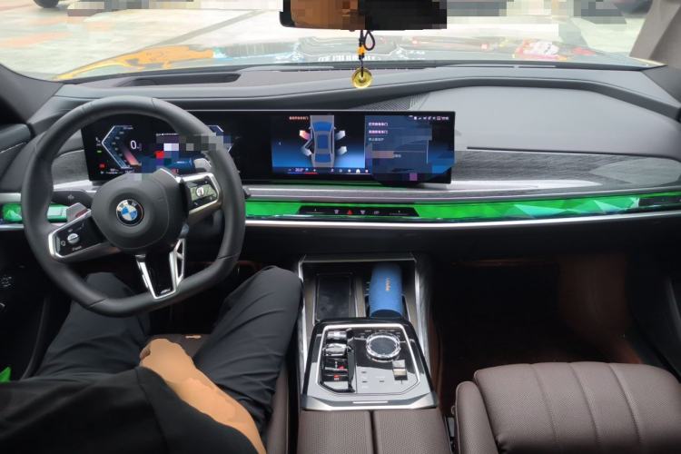 Used BMW 7 Series 2023 Restyled 740Li Luxury Edition M Sport Package Center Console