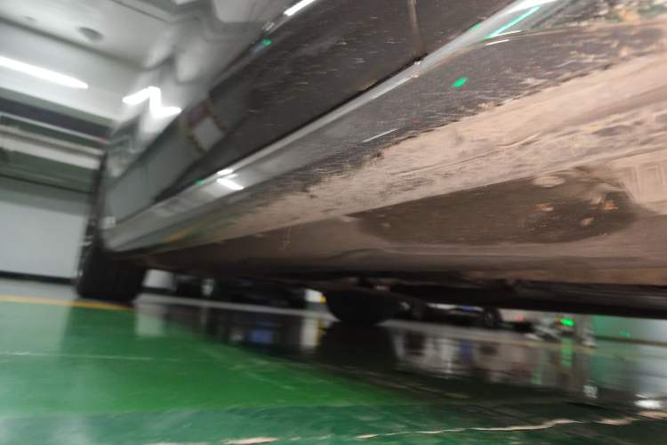 Used BMW 7 Series 2023 735Li Luxury Package Chassis Front Right