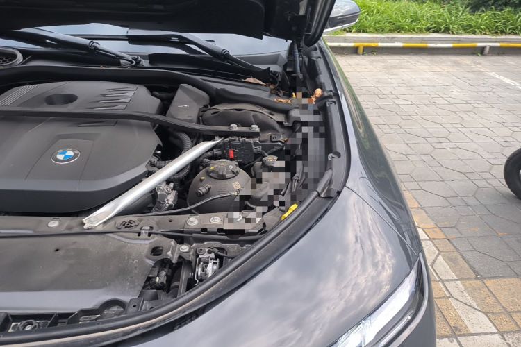 Used BMW 7 Series 2023 Restyled 740Li Luxury Edition M Sport Package Engine Bay Left