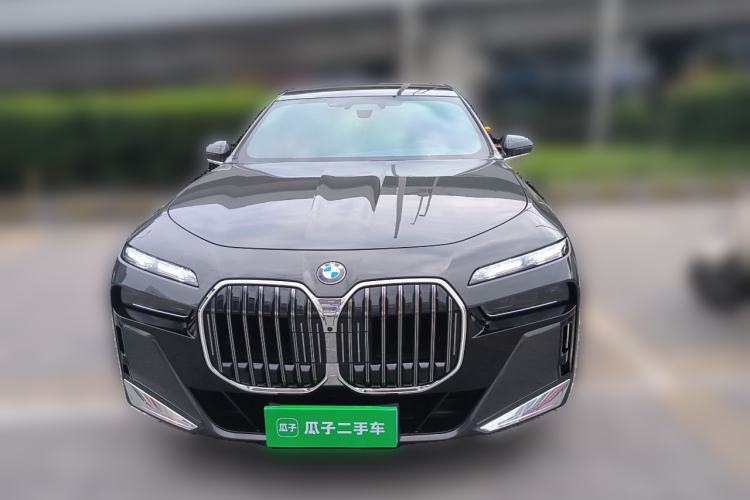 Used BMW 7 Series 2023 Restyled 740Li Luxury Edition M Sport Package Front