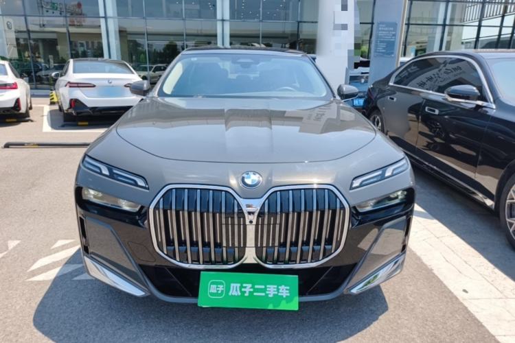 Used BMW 7 Series 2023 735Li M Sport Package Front
