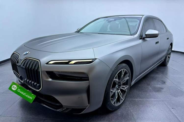 Używany BMW 7 Series 2023 735Li Luxury Package Guazi used car, China used car export, Used car for sale, Used cars, Cheapest cars for sale