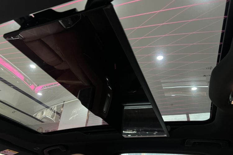 Used BMW 7 Series 2023 740Li Luxury Edition M Sport Package Interior 5