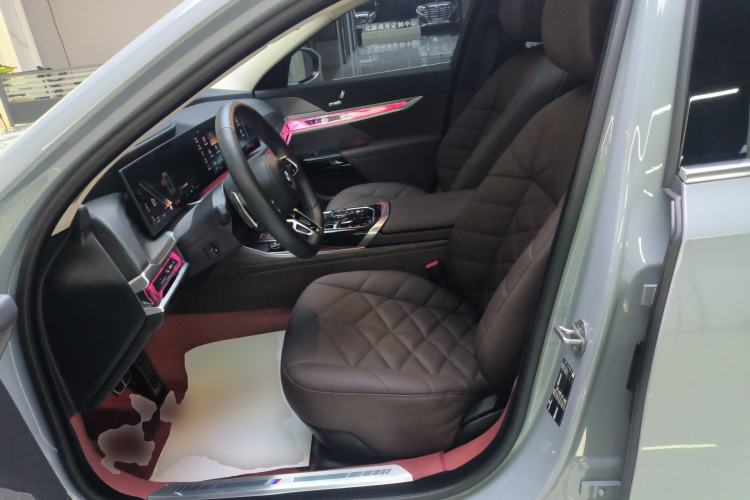 Used BMW 7 Series 2023 735Li M Sport Package Left Front Seat