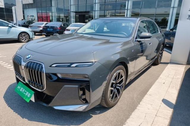 Used BMW 7 Series 2023 735Li M Sport Package