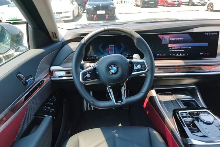 Used BMW 7 Series 2023 735Li M Sport Package Steering Wheel