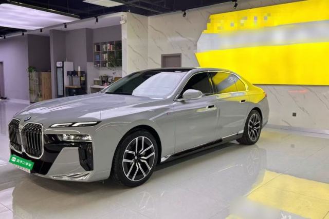 Used BMW 7 Series 2023 735Li M Sport Package