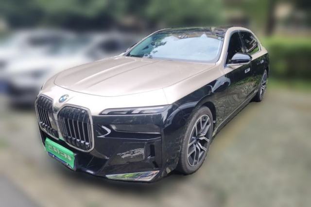 Used BMW 7 Series 2023 735Li Luxury Package