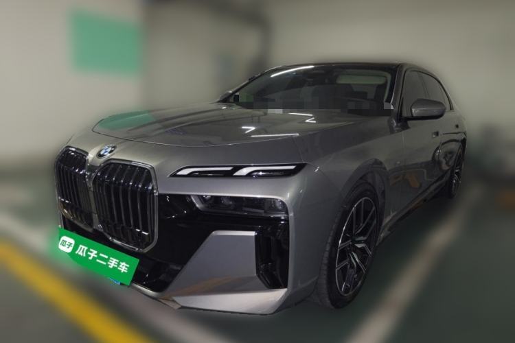 BMW 7 Series 2023 735Li M Sport Package usado Guazi used car, China used car export, Used car for sale, Used cars, Cheapest cars for sale