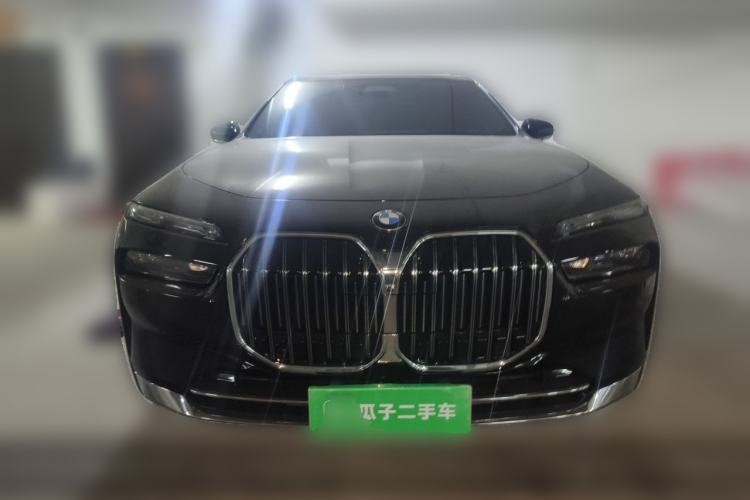 Used BMW 7 Series 2023 Updated 740Li Luxury Package Premium Edition Front