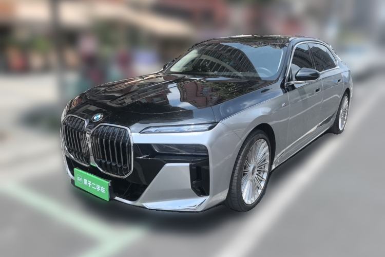 Used BMW 7 Series 2023 740Li Leading Model M Sport Package Guazi used car, China used car export, Used car for sale, Used cars, Cheapest cars for sale