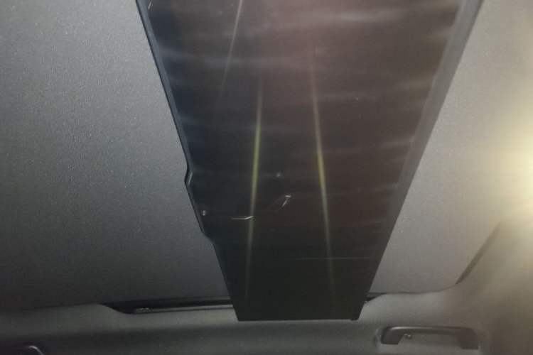 Used BMW 7 Series 2023 Updated 740Li Luxury Package Premium Edition Headliner
