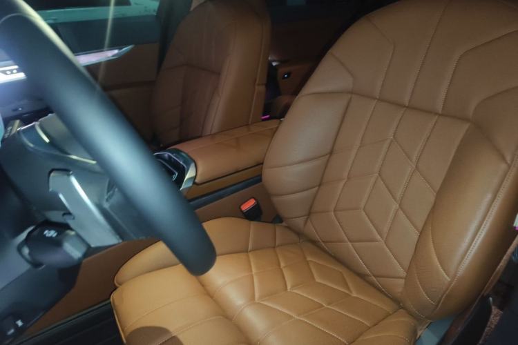 Used BMW 7 Series 2023 Updated 740Li Luxury Package Premium Edition Left Front Seat