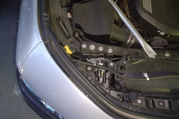 Used BMW 7 Series 2023 740Li Leading Edition Luxury Package Engine Bay Right