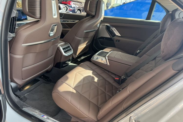 Used BMW 7 Series 2023 740Li Leading Model M Sport Package Interior 3