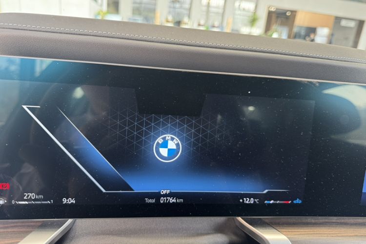 Used BMW 7 Series 2023 740Li Leading Model M Sport Package Odometer Close Up
