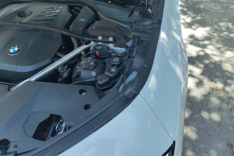 Used BMW 7 Series 2023 735Li M Sport Package Engine Bay Left