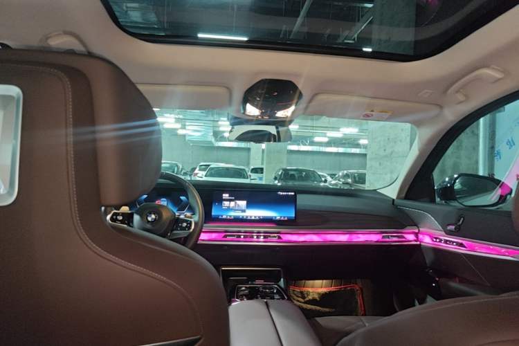 Used BMW 7 Series 2023 735Li M Sport Package Headliner