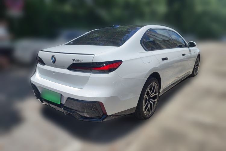 Used BMW 7 Series 2023 735Li M Sport Package Rear Right 45 Deg