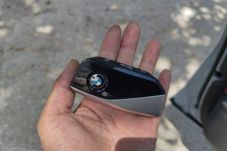 Used BMW 7 Series 2023 735Li M Sport Package Vehicle Key