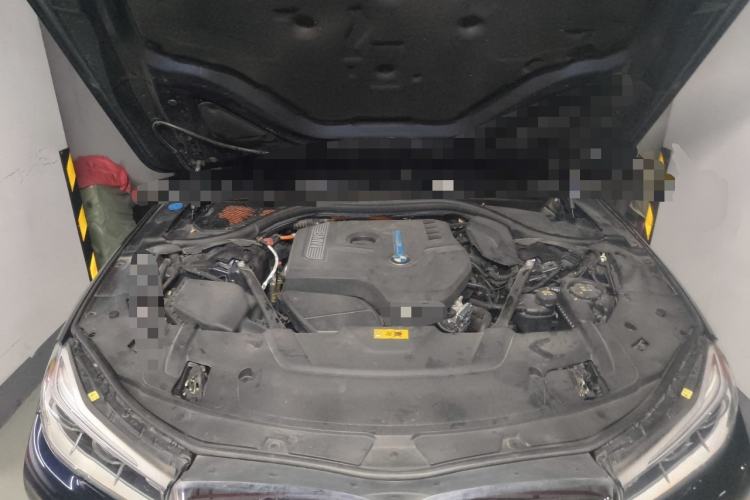 Used BMW 7 Series New Energy 2017 740Le xDrive Engine Bay