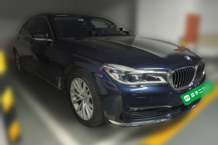 Used BMW 7 Series New Energy 2017 740Le xDrive Front Right 45 Deg