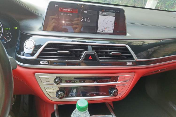 Used BMW 7 Series New Energy 2018 740Le xDrive Audio And AC Panel