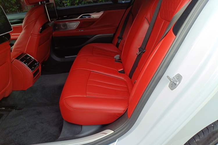 Used BMW 7 Series New Energy 2018 740Le xDrive Left Rear Seat