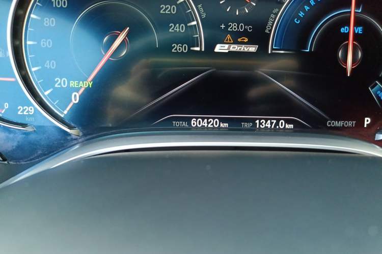 Used BMW 7 Series New Energy 2018 740Le xDrive Odometer Close Up
