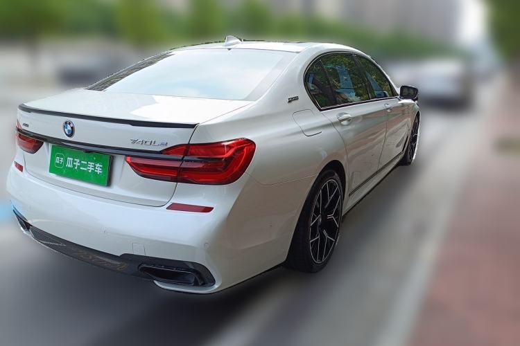 Used BMW 7 Series New Energy 2018 740Le xDrive Rear Right 45 Deg