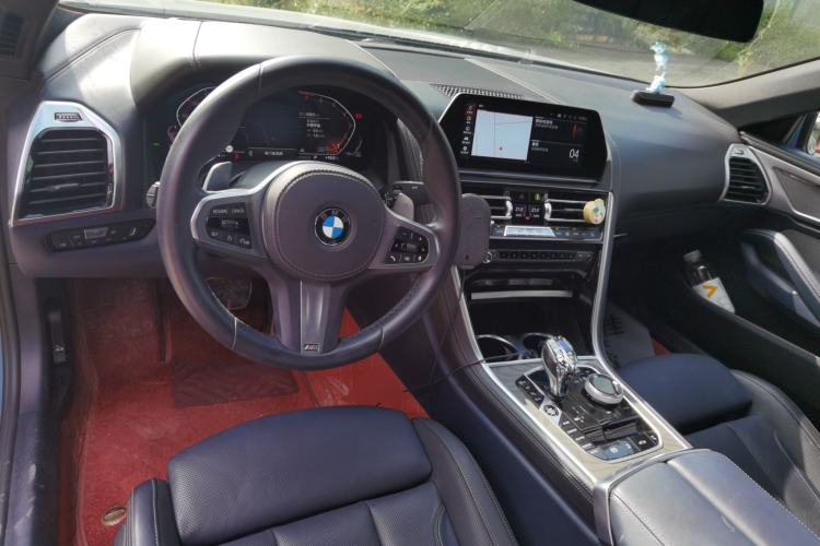 Used BMW 8 Series 2019 840i Convertible Coupe M Sport Package Center Console