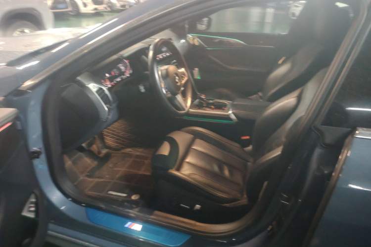 Used BMW 8 Series 2021 Facelift 840i Four-Door Coupe M Sport Package Left Front Seat