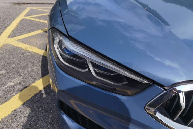 Used BMW 8 Series 2019 840i Convertible Coupe M Sport Package Right Front Headlight