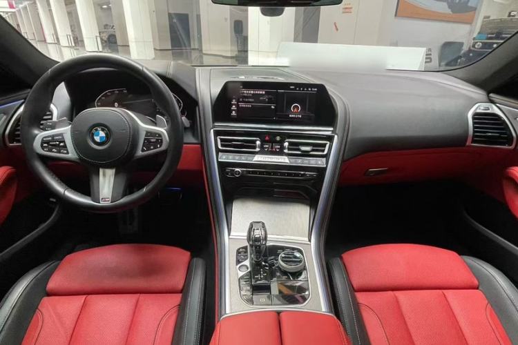 Used BMW 8 Series 2019 840i xDrive 4-Door Gran Coupe M Sport Package Interior 2