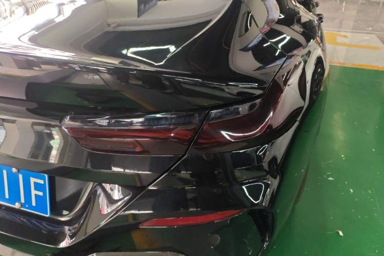 Used BMW 8 Series 2019 840i 4-Door Gran Coupe M Sport Package Right Rear Taillight