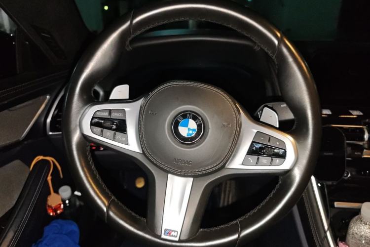Used BMW 8 Series 2019 840i 4-Door Gran Coupe M Sport Package Steering Wheel
