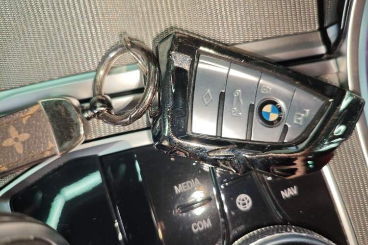 Used BMW 8 Series 2019 840i 4-Door Gran Coupe M Sport Package Vehicle Key