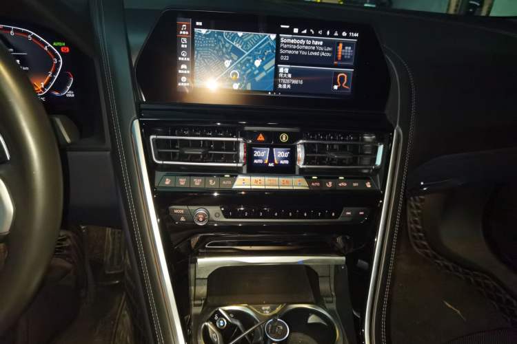 Used BMW 8 Series 2019 840i Convertible Coupe M Sport Package Audio And AC Panel