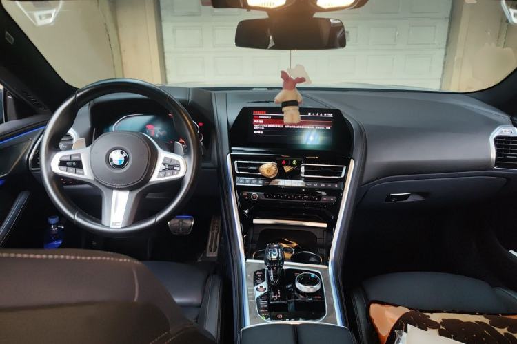 Used BMW 8 Series 2019 840i xDrive 4-Door Gran Coupe M Sport Package Center Console