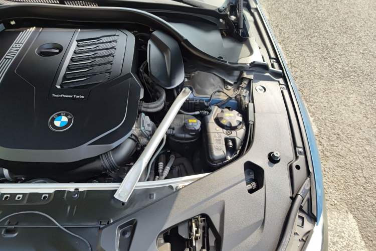 Used BMW 8 Series 2019 840i 4-Door Gran Coupe M Sport Package Engine Bay Left