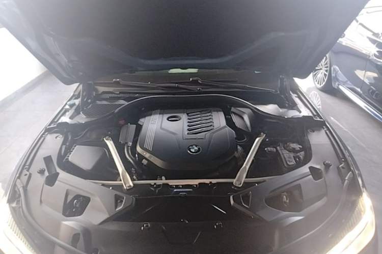 Used BMW 8 Series 2019 840i 4-Door Gran Coupe M Sport Package Engine Bay
