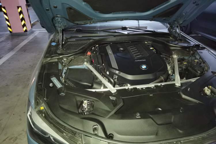 Used BMW 8 Series 2019 840i Convertible Coupe M Sport Package Engine Bay Right