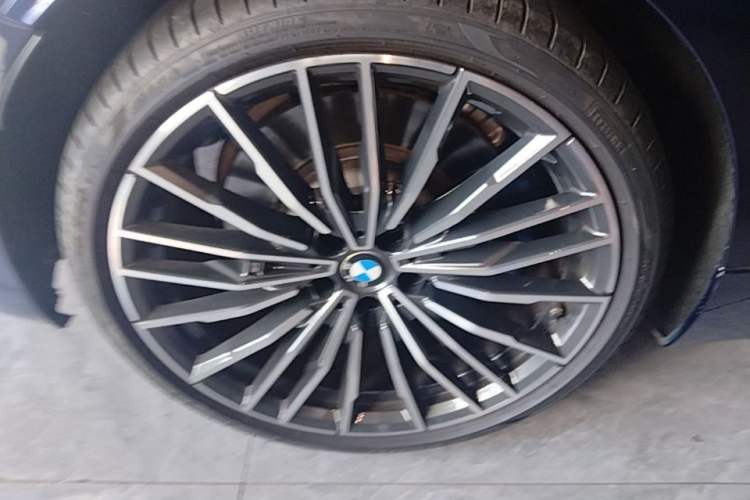 Used BMW 8 Series 2019 840i 4-Door Gran Coupe M Sport Package Exterior 5