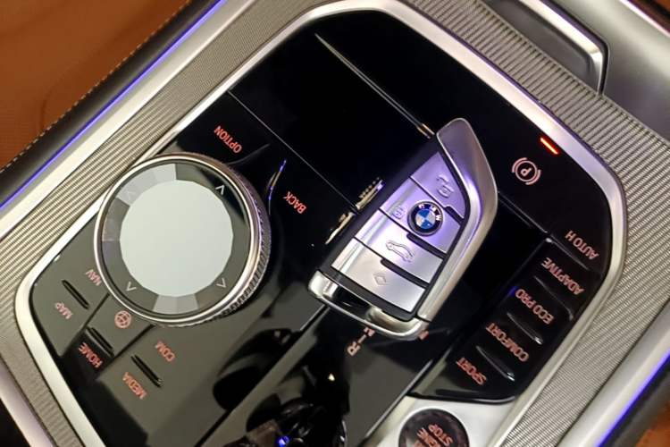 Used BMW 8 Series 2019 840i 4-Door Gran Coupe M Sport Package Interior 1