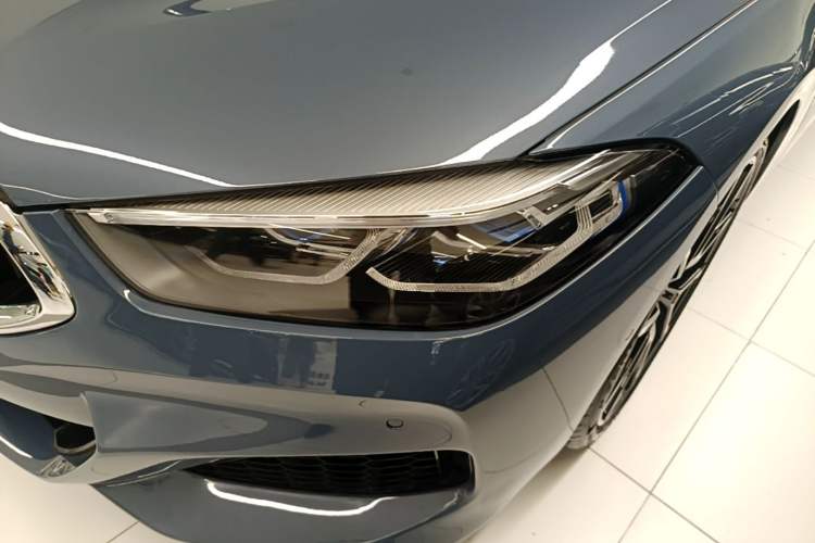 Used BMW 8 Series 2019 840i 4-Door Gran Coupe M Sport Package Left Front Headlight