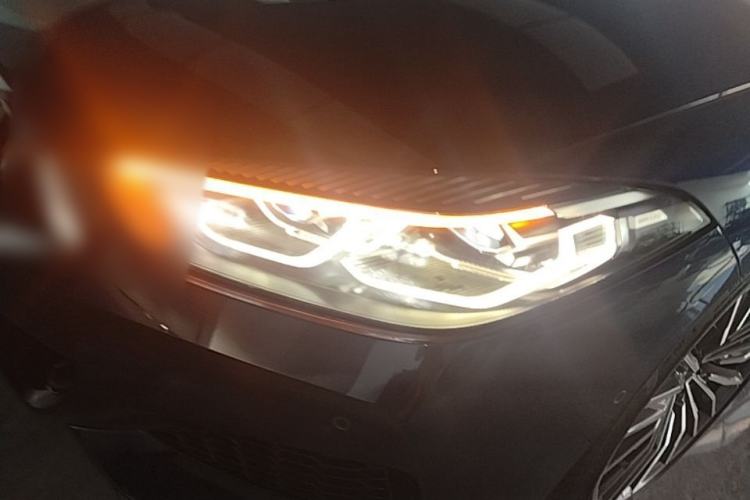 Used BMW 8 Series 2019 840i 4-Door Gran Coupe M Sport Package Left Front Headlight