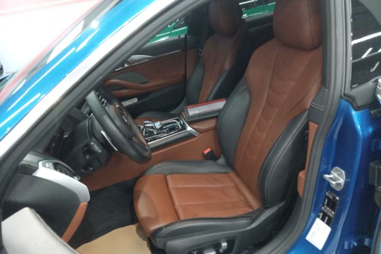 Used BMW 8 Series 2019 840i 4-Door Gran Coupe M Sport Package Left Front Seat