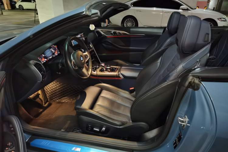 Used BMW 8 Series 2019 840i Convertible Coupe M Sport Package Left Front Seat