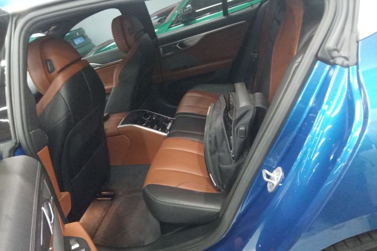 Used BMW 8 Series 2019 840i 4-Door Gran Coupe M Sport Package Left Rear Seat