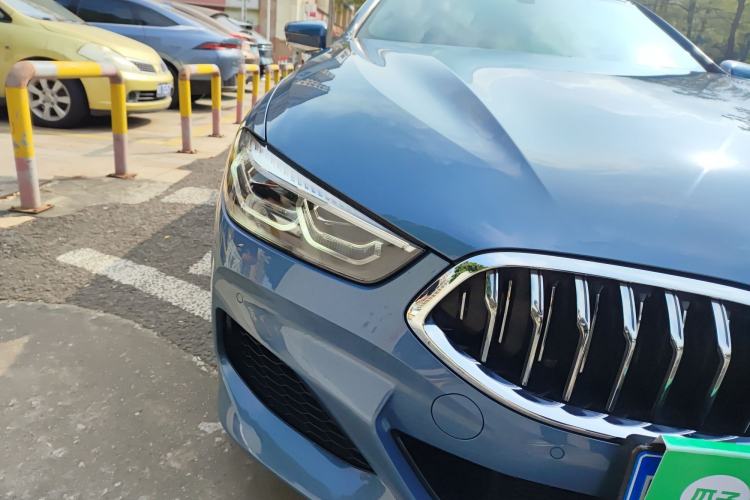 Used BMW 8 Series 2019 840i 4-Door Gran Coupe M Sport Package Right Front Headlight